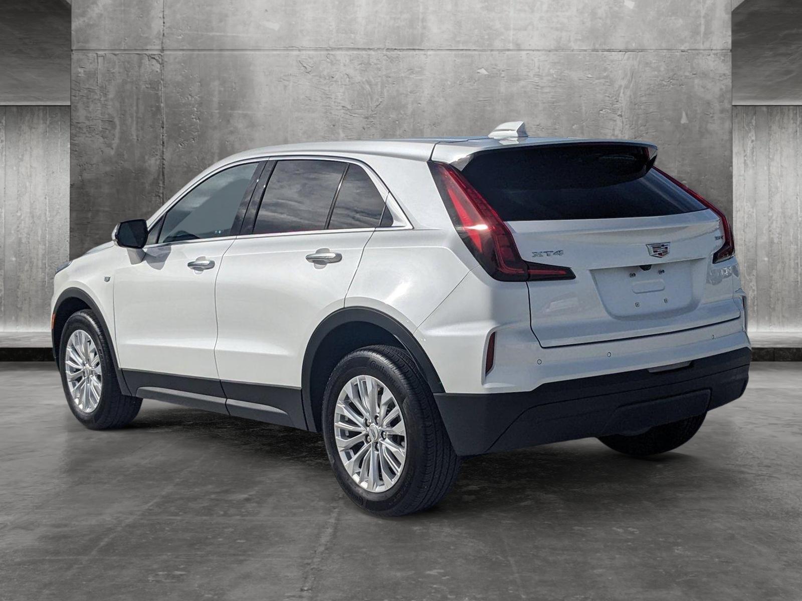 2024 Cadillac XT4 Vehicle Photo in WEST PALM BEACH, FL 33407-3296