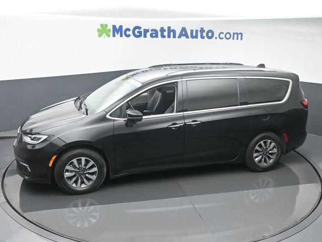 2021 Chrysler Pacifica Vehicle Photo in Cedar Rapids, IA 52402