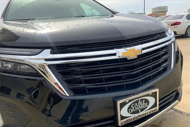 2024 Chevrolet Equinox Vehicle Photo in TOPEKA, KS 66609-0000