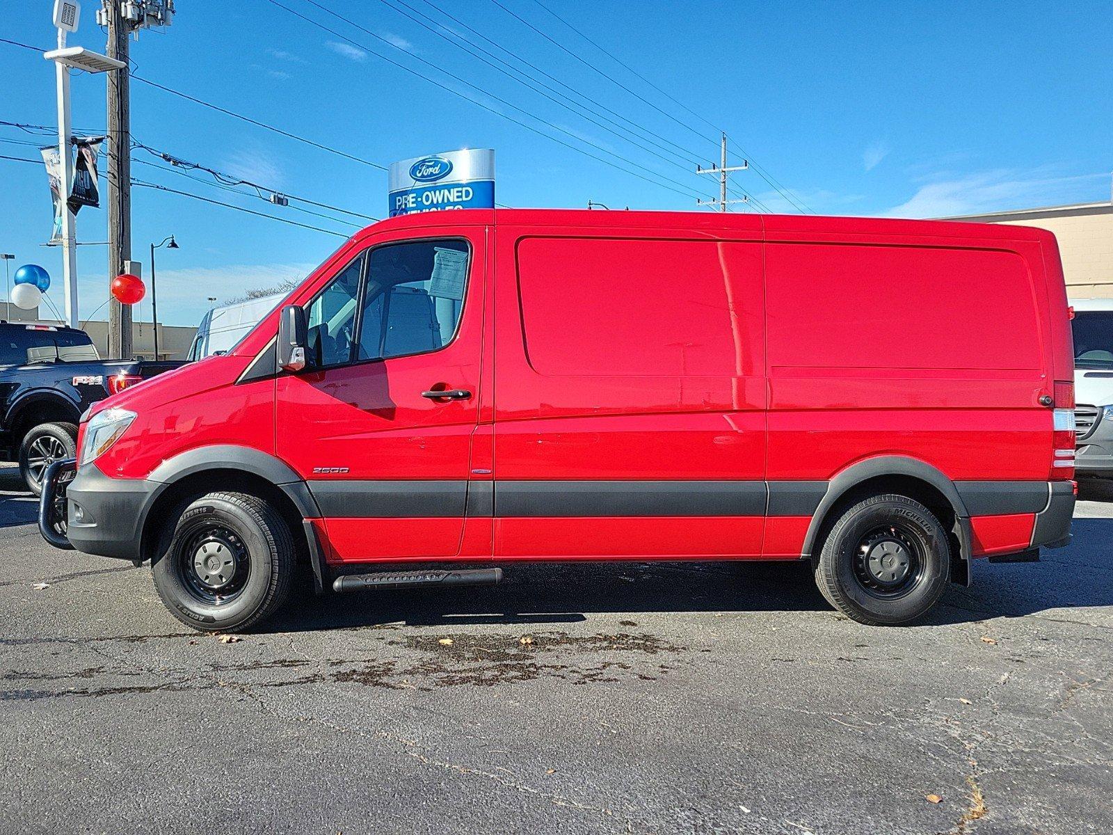 2016 Mercedes-Benz Sprinter Cargo Vans Vehicle Photo in Saint Charles, IL 60174