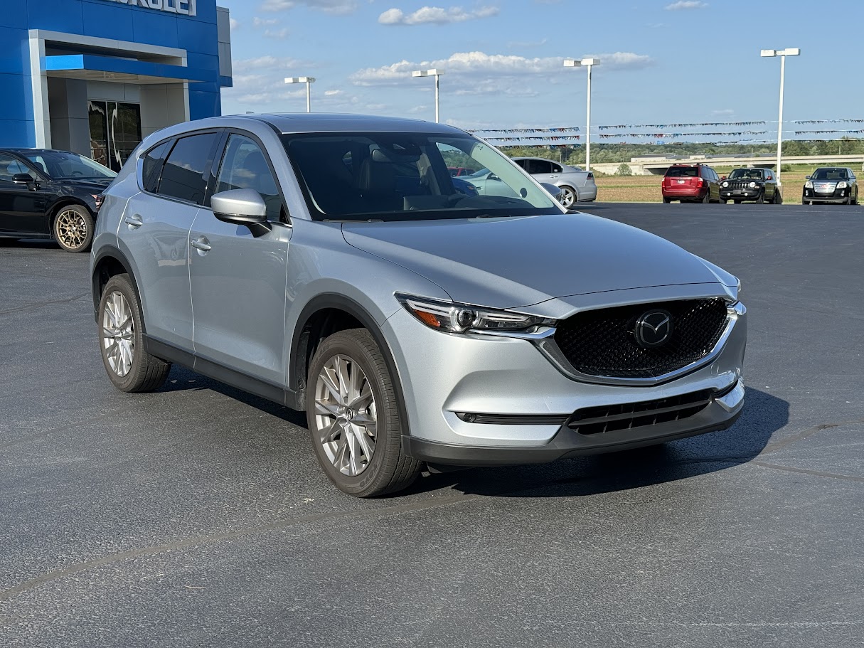 2021 Mazda CX-5 Vehicle Photo in BOONVILLE, IN 47601-9633