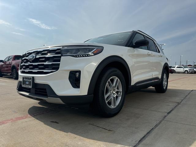 2025 Ford Explorer Vehicle Photo in Terrell, TX 75160