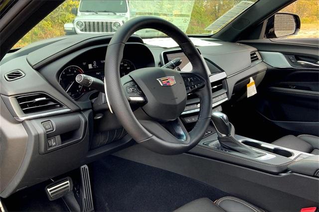 2024 Cadillac CT4 Vehicle Photo in KANSAS CITY, MO 64114-4545