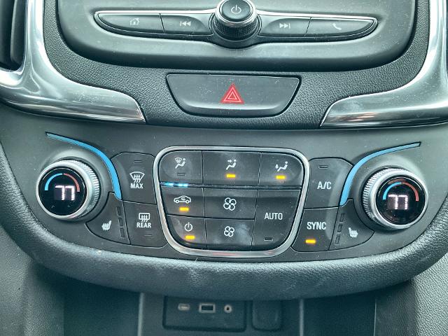 2019 Chevrolet Equinox Vehicle Photo in WILLIAMSVILLE, NY 14221-2883