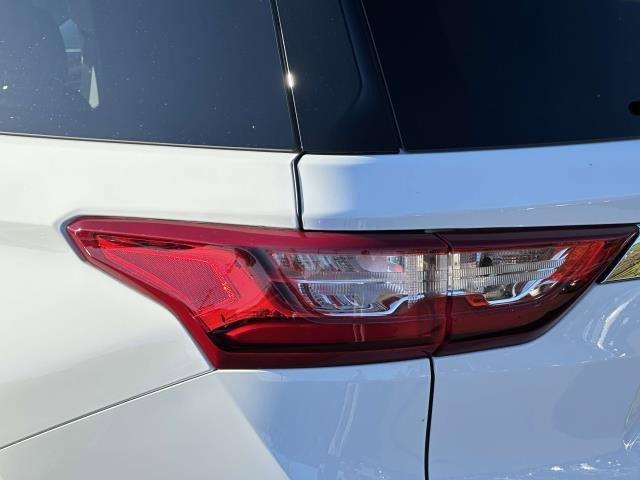 2021 Chevrolet Traverse Vehicle Photo in SAINT JAMES, NY 11780-3219