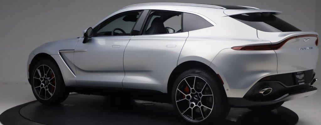 2021 Aston Martin DBX Vehicle Photo in Saint Charles, IL 60174