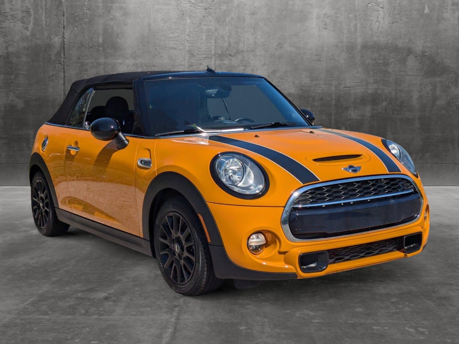 2017 MINI Cooper S Convertible Vehicle Photo in Sarasota, FL 34231