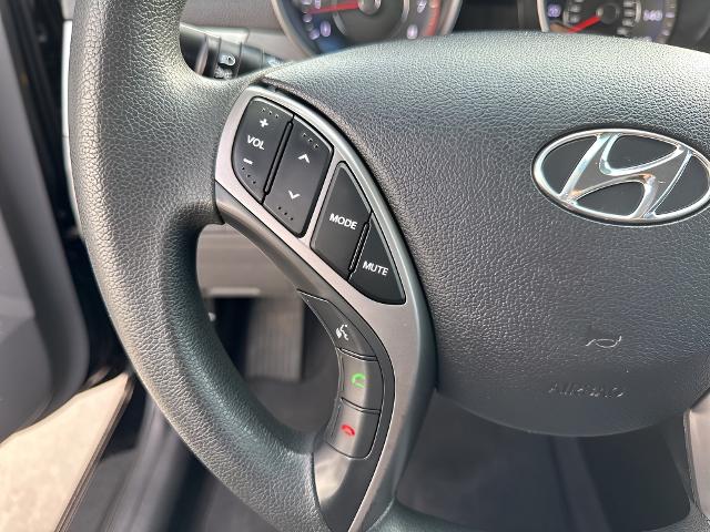 2013 Hyundai Elantra Vehicle Photo in MANITOWOC, WI 54220-5838