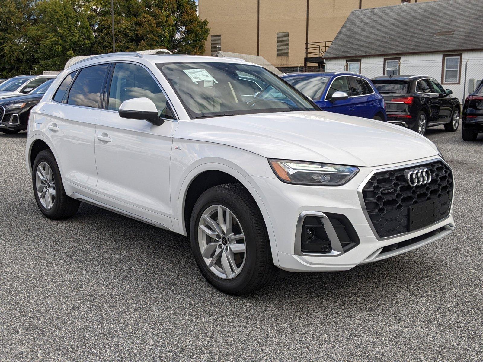 2024 Audi Q5 Vehicle Photo in Cockeysville, MD 21030