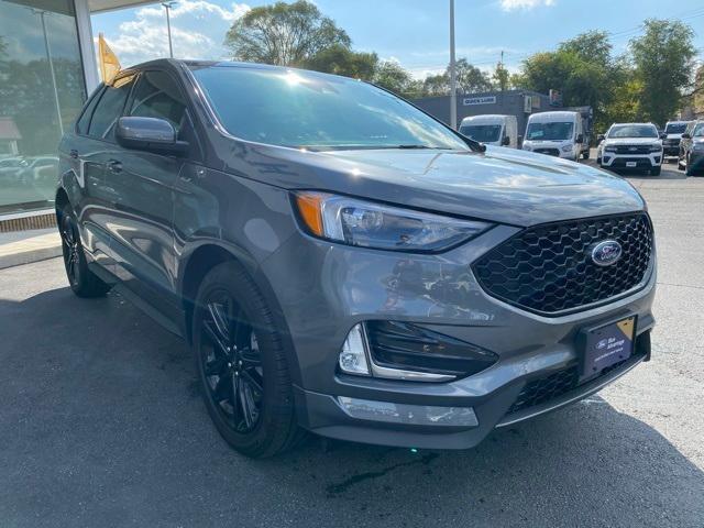 2024 Ford Edge Vehicle Photo in Mahwah, NJ 07430-1343