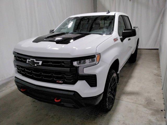 2024 Chevrolet Silverado 1500 Vehicle Photo in BARABOO, WI 53913-9382