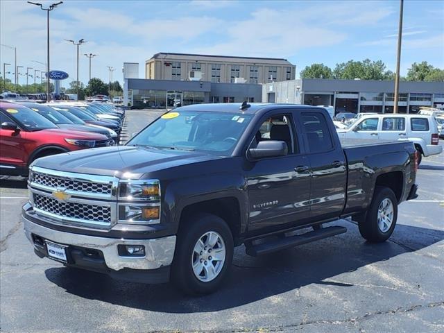 2015 Chevrolet Silverado 1500 Vehicle Photo in Saint Charles, IL 60174