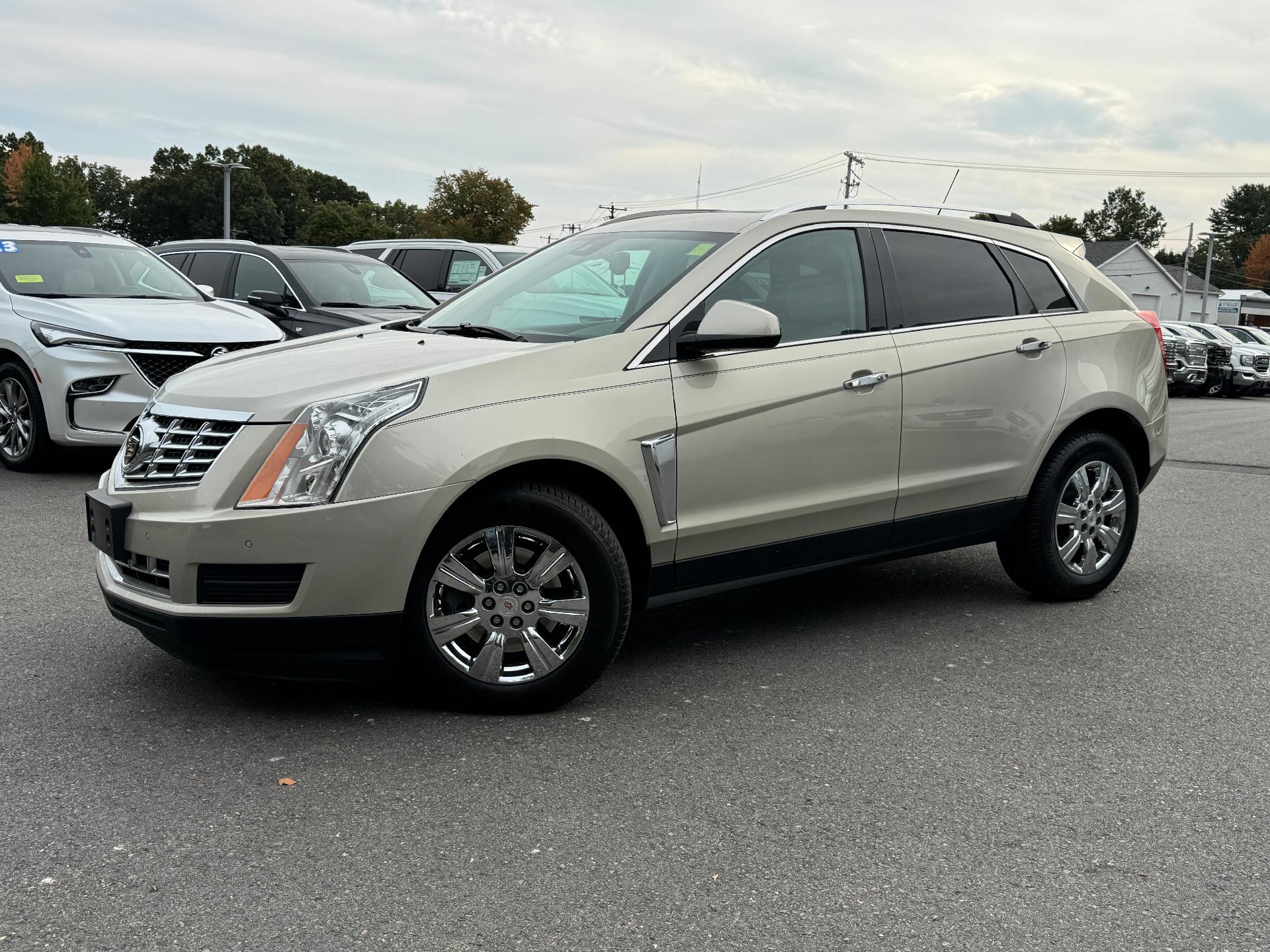 2016 Cadillac SRX Vehicle Photo in LEOMINSTER, MA 01453-2952