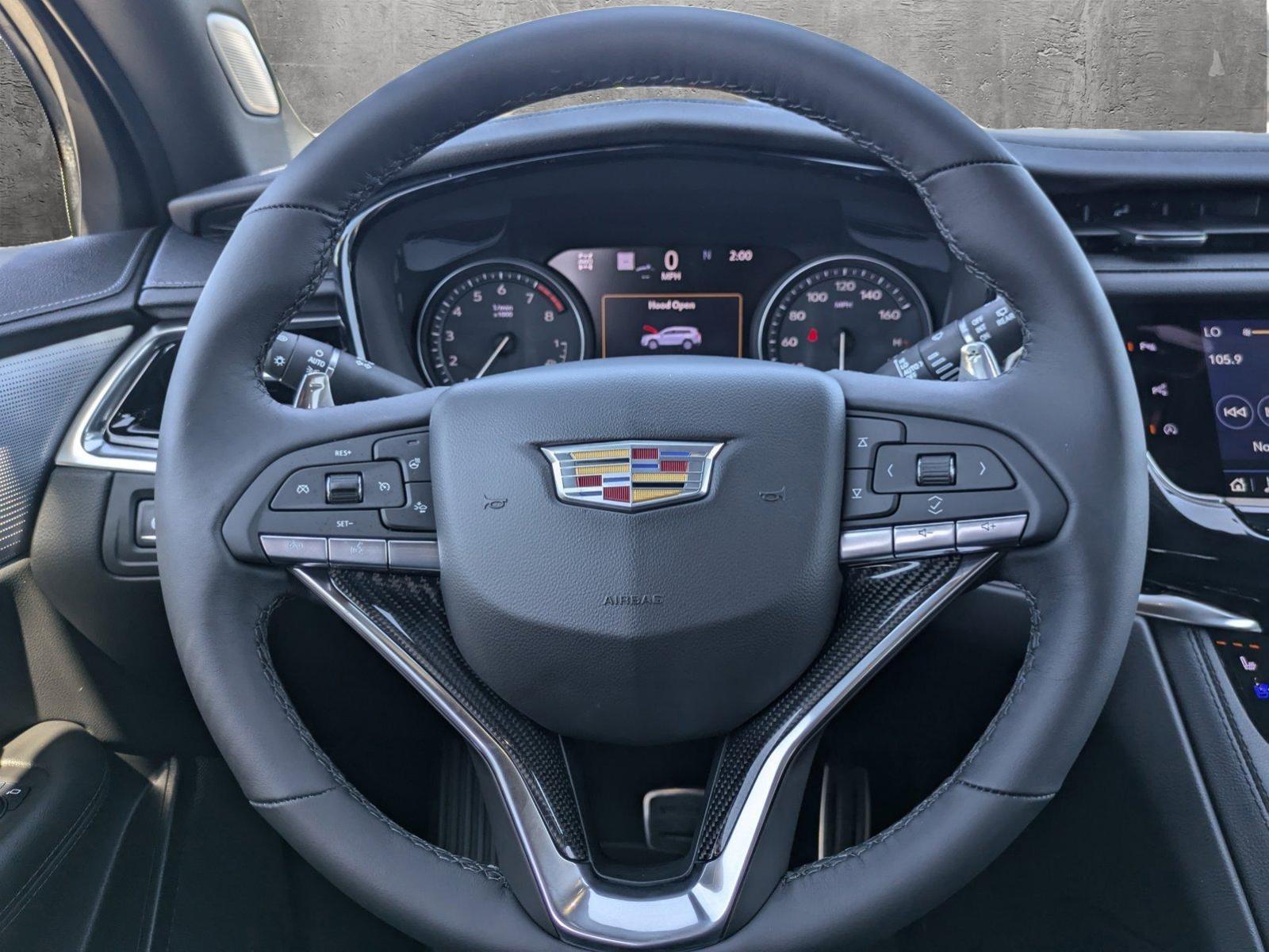 2025 Cadillac XT6 Vehicle Photo in CORPUS CHRISTI, TX 78412-4902