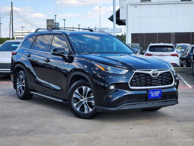 2022 Toyota Highlander Vehicle Photo in HOUSTON, TX 77094-1405