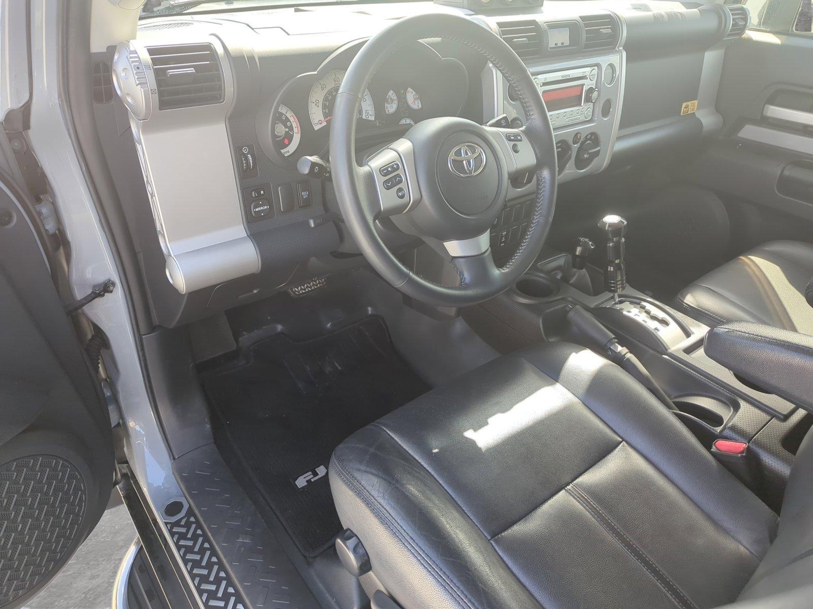 2013 Toyota FJ Cruiser Vehicle Photo in Ft. Myers, FL 33907