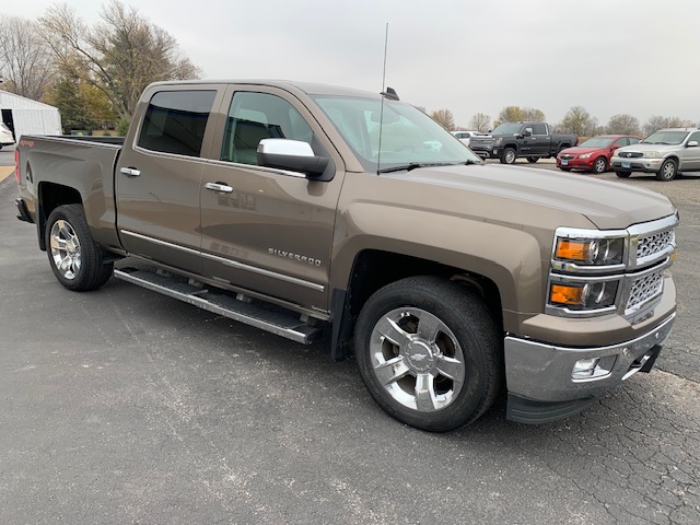 Used 2015 Chevrolet Silverado 1500 LTZ with VIN 3GCUKSEC4FG505196 for sale in Williamsfield, IL