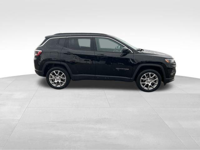 2022 Jeep Compass Vehicle Photo in MEDINA, OH 44256-9631