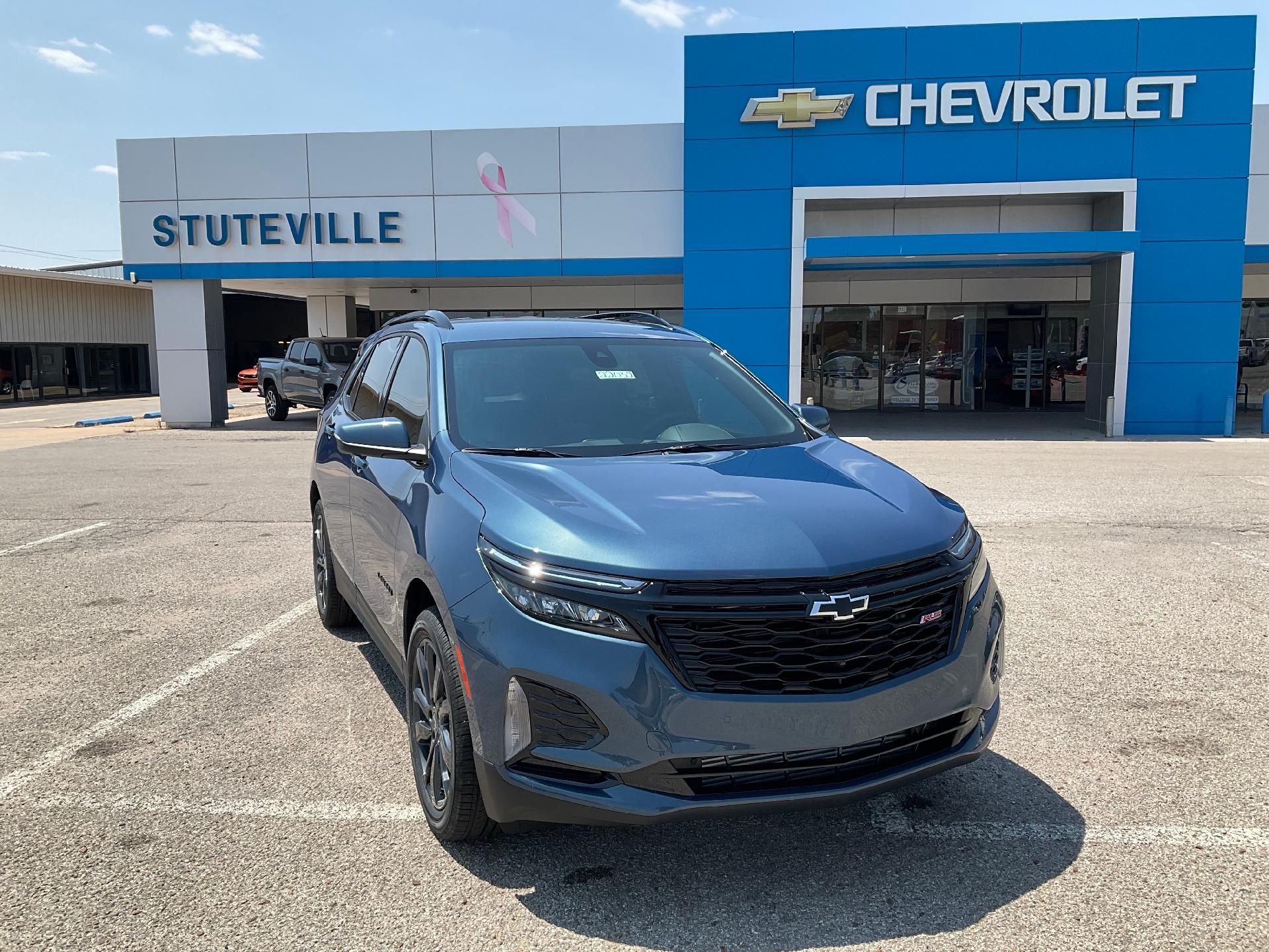 2024 Chevrolet Equinox Vehicle Photo in PONCA CITY, OK 74601-1036