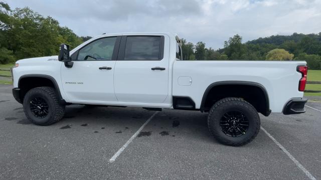 2025 Chevrolet Silverado 2500 HD Vehicle Photo in THOMPSONTOWN, PA 17094-9014