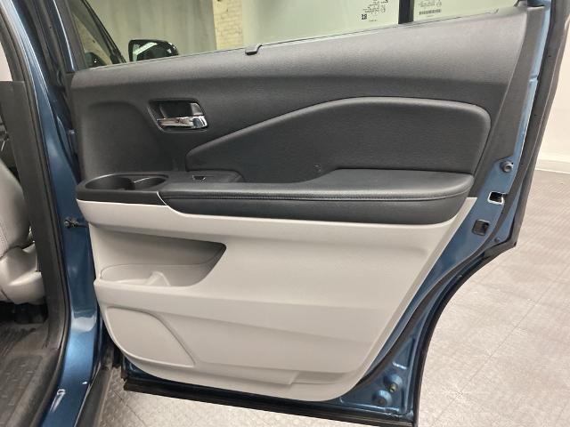 2021 Honda Pilot Vehicle Photo in ASHLAND, KY 41101-7620