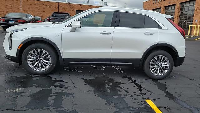 2025 Cadillac XT4 Vehicle Photo in JOLIET, IL 60435-8135