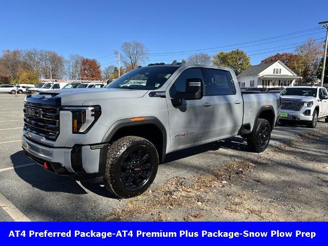 2025 GMC Sierra 2500 HD Vehicle Photo in CHICOPEE, MA 01020-5001