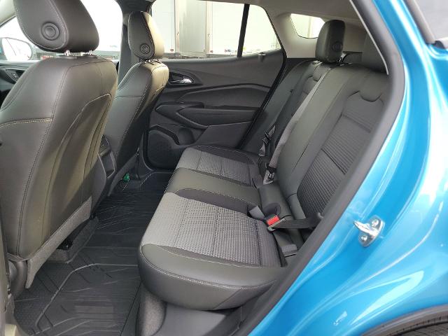 2025 Chevrolet Trax Vehicle Photo in JOLIET, IL 60435-8135