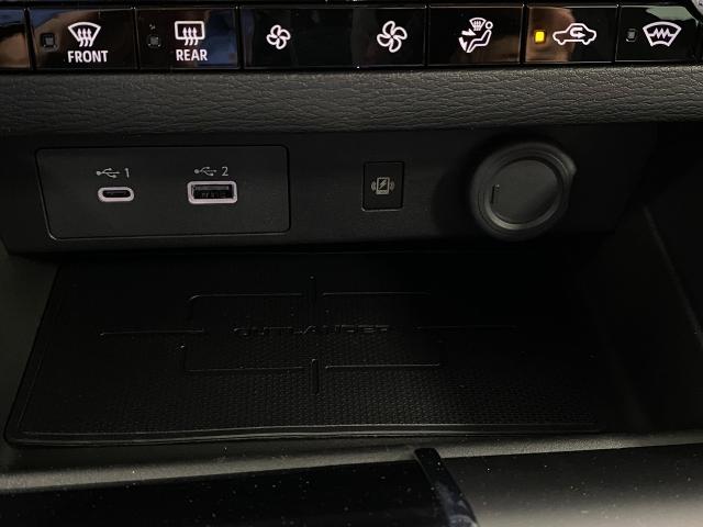 2023 Mitsubishi Outlander PHEV Vehicle Photo in Appleton, WI 54913