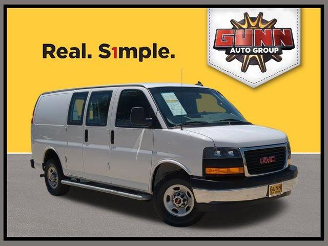 2022 GMC Savana Cargo Van Vehicle Photo in SELMA, TX 78154-1460