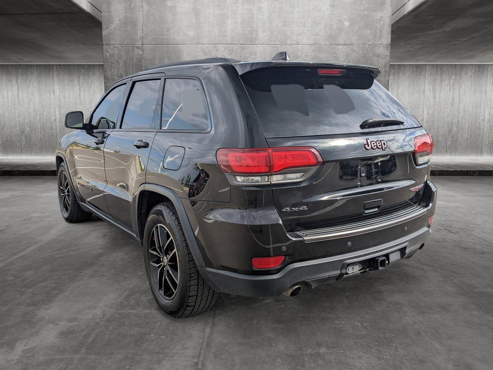 2017 Jeep Grand Cherokee Vehicle Photo in Austin, TX 78728