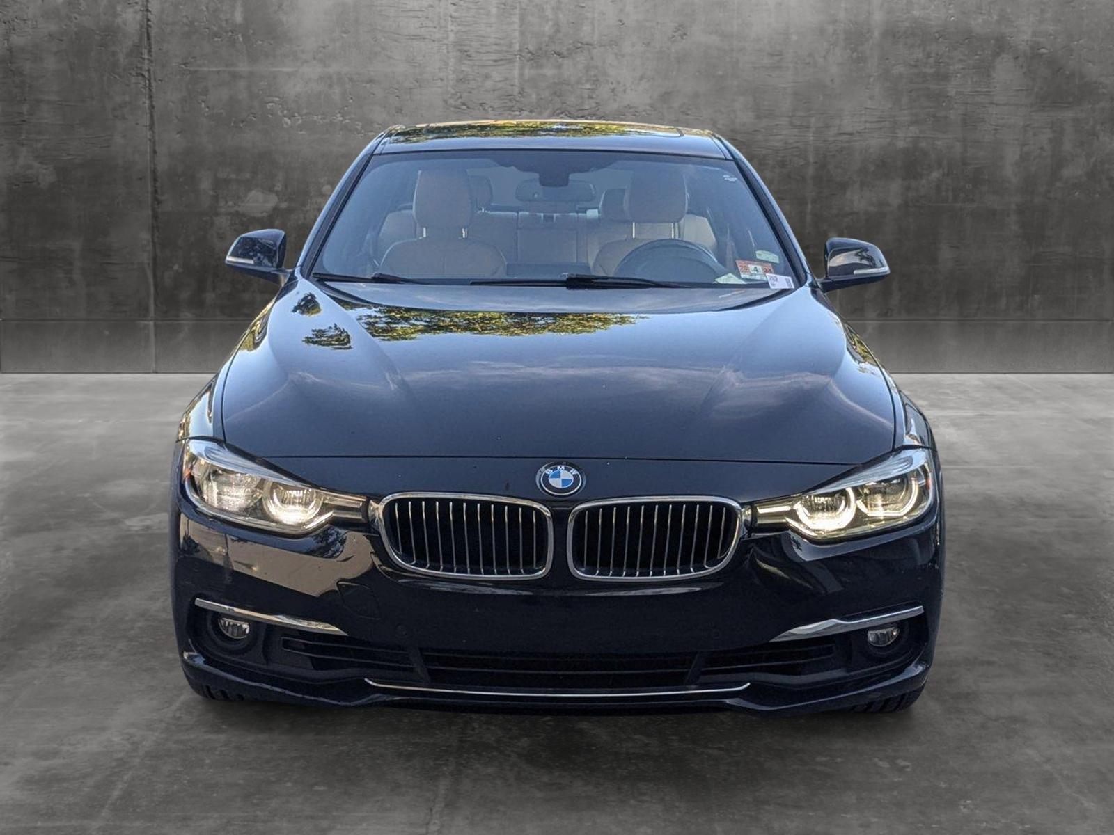 2017 BMW 330i xDrive Vehicle Photo in Coconut Creek, FL 33073