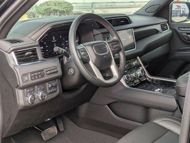 2024 GMC Yukon XL Vehicle Photo in SELMA, TX 78154-1459