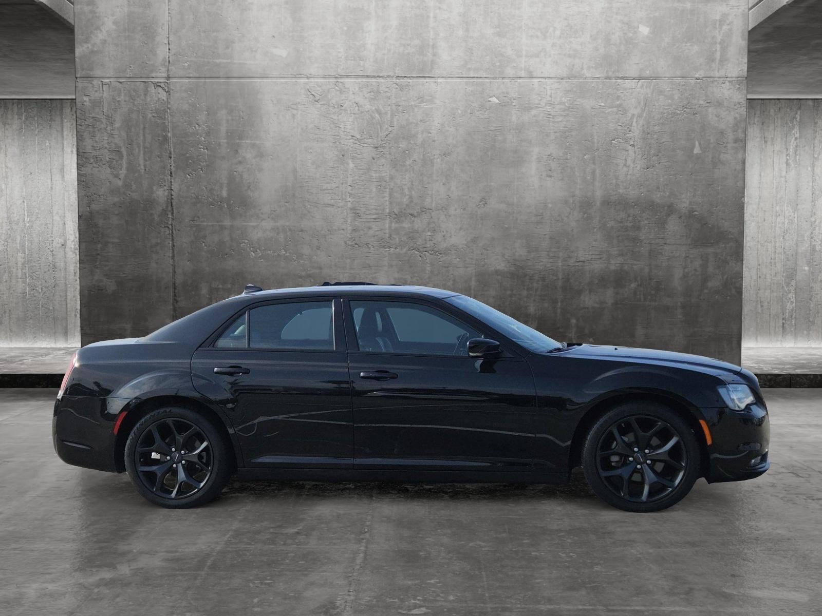 2022 Chrysler 300 Vehicle Photo in CORPUS CHRISTI, TX 78416-1100