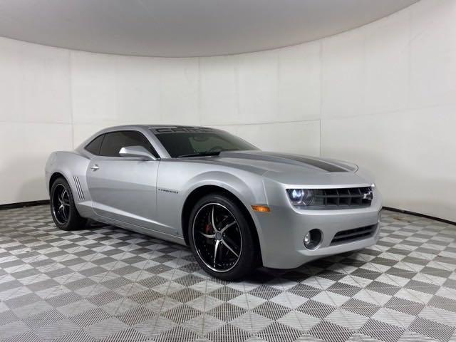 2010 Chevrolet Camaro Vehicle Photo in MEDINA, OH 44256-9001