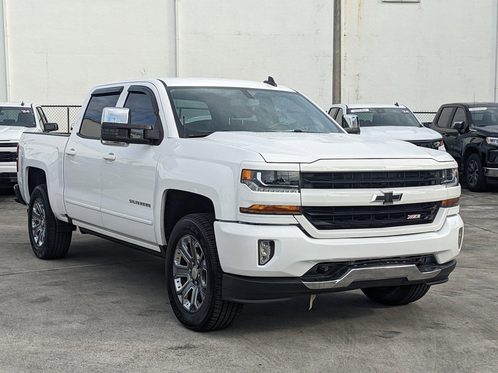 2018 Chevrolet Silverado 1500 Vehicle Photo in GREENACRES, FL 33463-3207