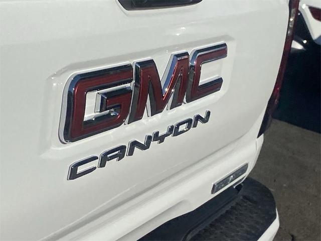 2024 GMC Canyon Vehicle Photo in GOODYEAR, AZ 85338-1310