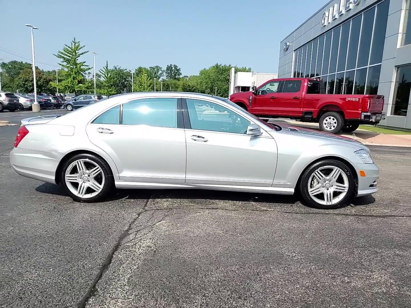 Used 2013 Mercedes-Benz S-Class S550 with VIN WDDNG9EBXDA527260 for sale in Gurnee, IL