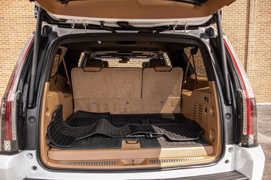 2017 Cadillac Escalade ESV Vehicle Photo in Saint Charles, IL 60174