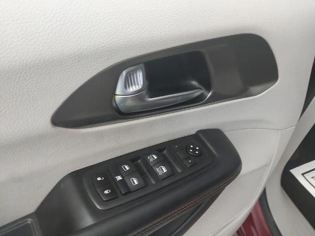 2020 Chrysler Pacifica Vehicle Photo in WENTZVILLE, MO 63385-1017