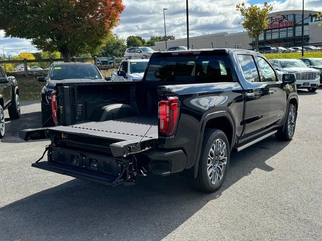 2025 GMC Sierra 1500 Vehicle Photo in LOWELL, MA 01852-4336