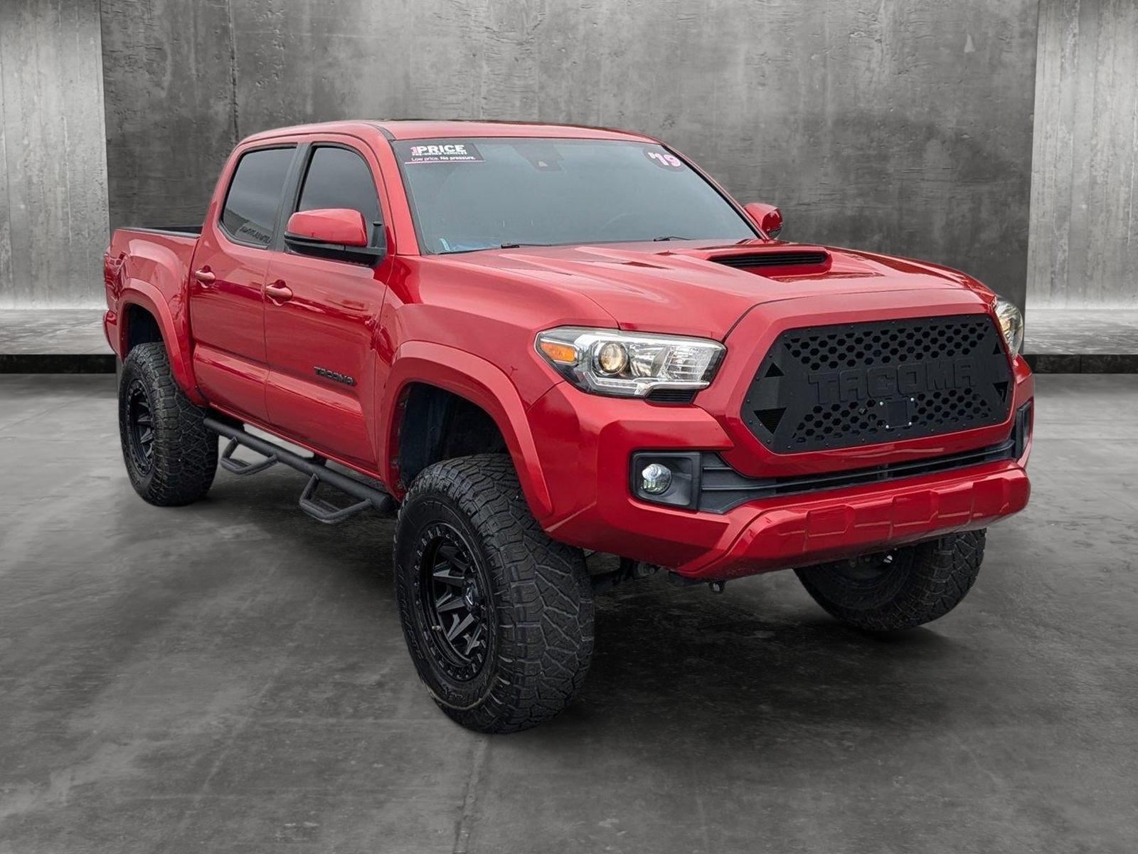 2019 Toyota Tacoma 2WD Vehicle Photo in Panama City, FL 32401