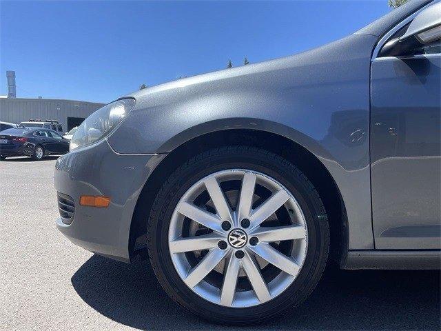 2012 Volkswagen Jetta SportWagen Vehicle Photo in BEND, OR 97701-5133