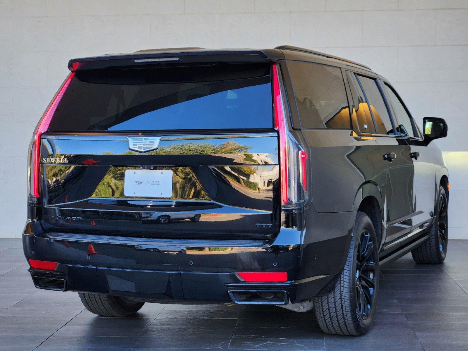 2023 Cadillac Escalade ESV Vehicle Photo in HOUSTON, TX 77079-1502