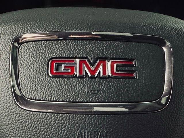 2022 GMC Acadia Vehicle Photo in MEDINA, OH 44256-9631