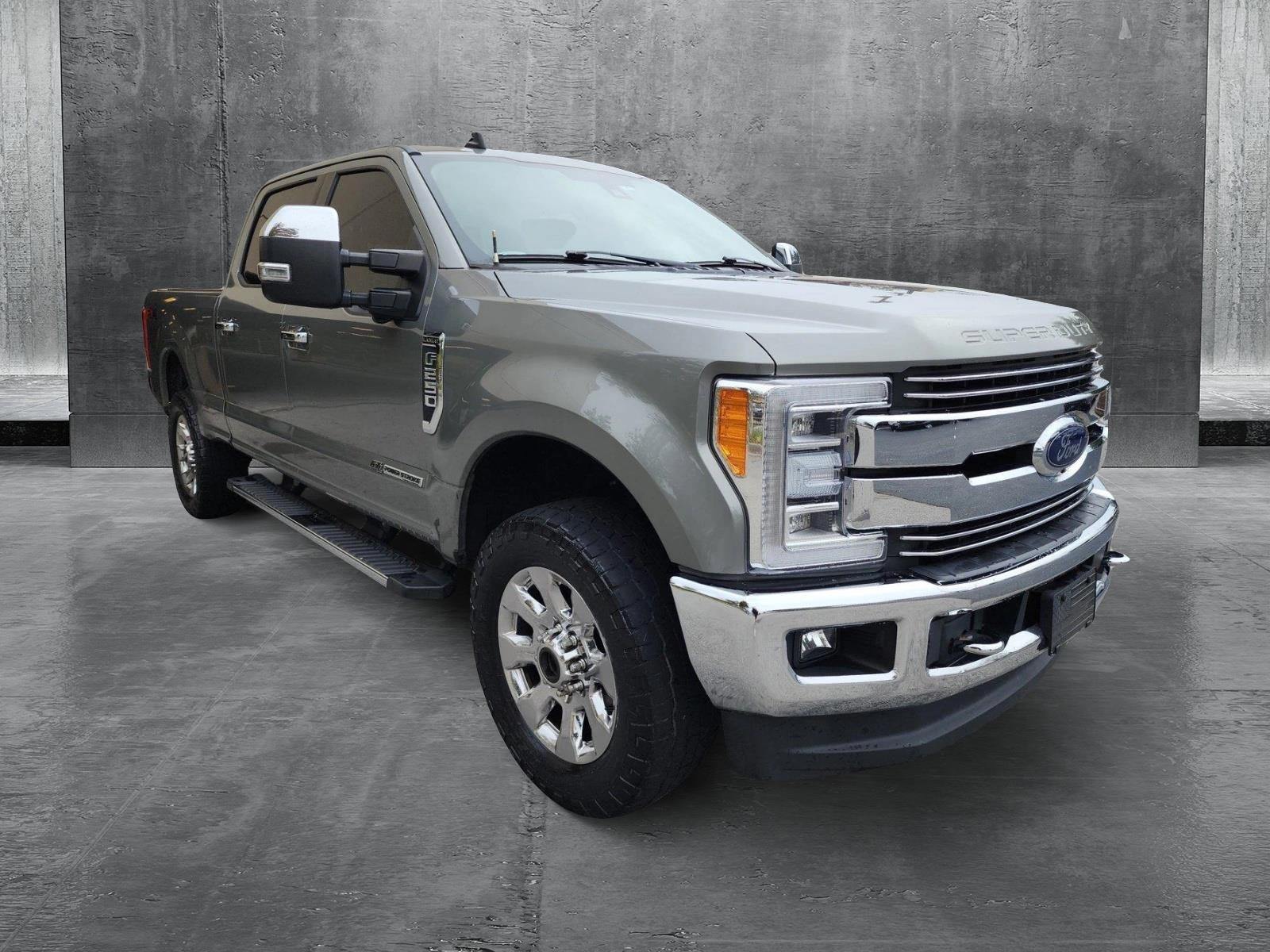 2019 Ford Super Duty F-250 SRW Vehicle Photo in Jacksonville, FL 32244