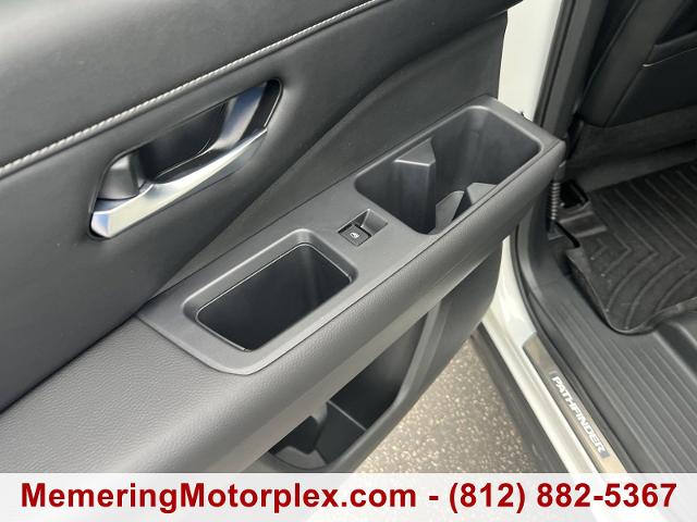 2023 Nissan Pathfinder Vehicle Photo in VINCENNES, IN 47591-5519