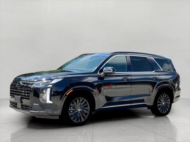 2025 Hyundai PALISADE Vehicle Photo in Green Bay, WI 54304