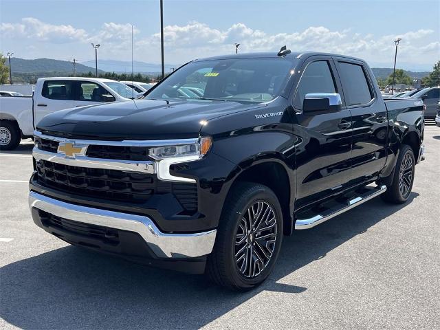 2024 Chevrolet Silverado 1500 Vehicle Photo in ALCOA, TN 37701-3235