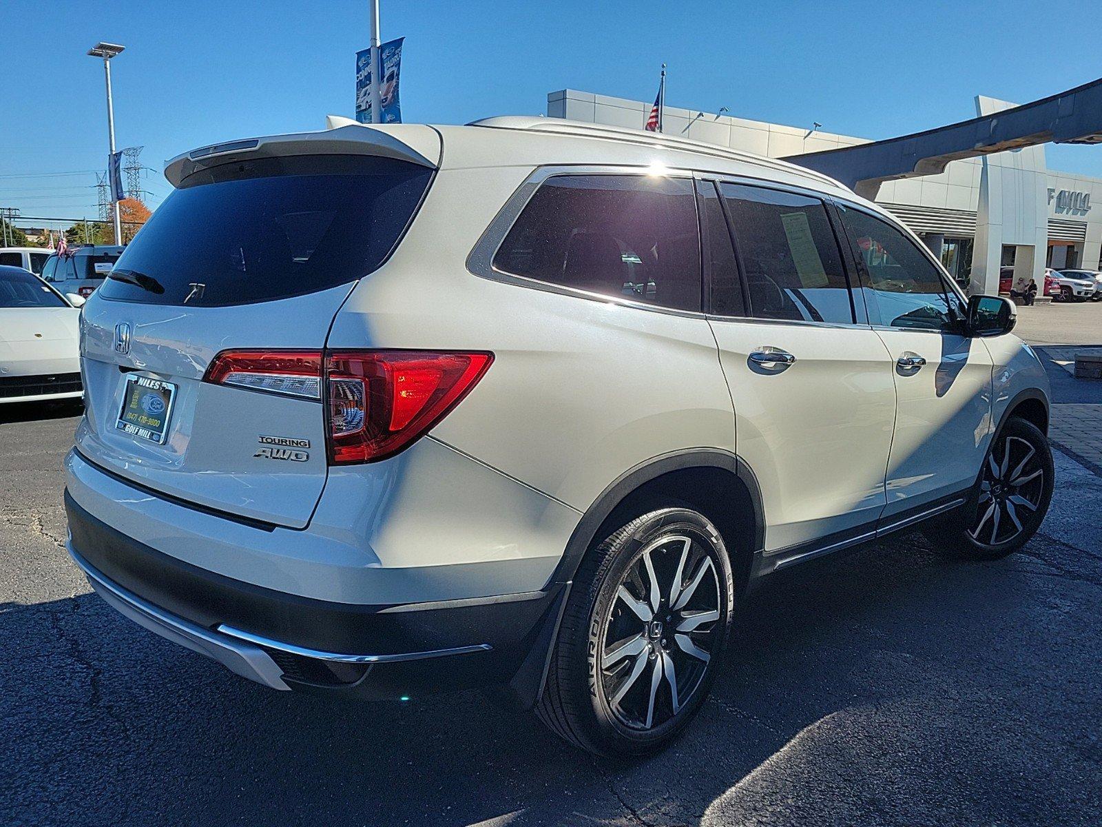 2019 Honda Pilot Vehicle Photo in Saint Charles, IL 60174